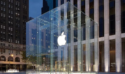 比买iphone手机更主要的，，，，，是逛苹果的地标